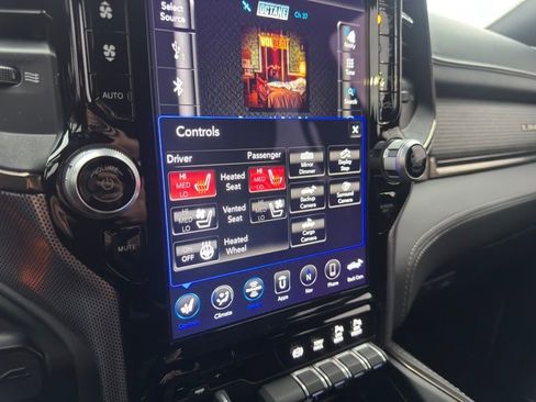 Used 2021 RAM 3500 Limited AWD/4WD image 15