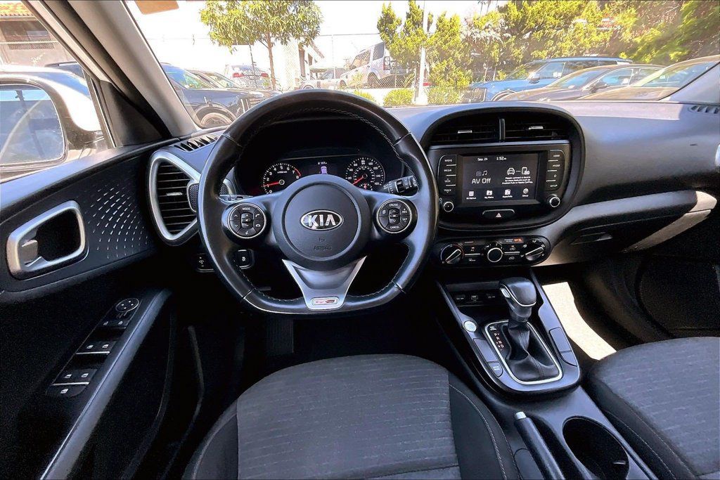 Used 2020 Kia Soul GT-Line w/ GT 2.0L Power Sunroof Package FWD image 7