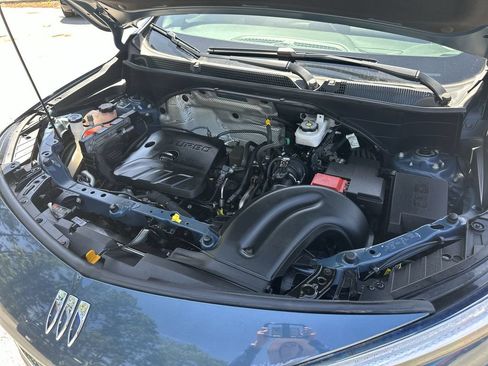 Certified 2024 Buick Encore GX Avenir FWD image 29