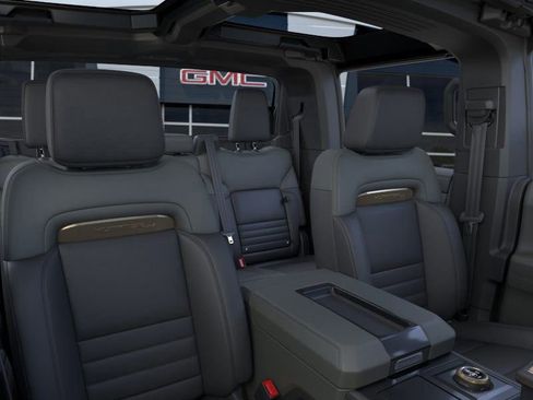 New 2025 GMC Hummer EV 2X w/ LPO, Sport Package AWD/4WD image 25
