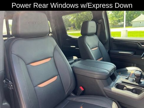 Used 2024 GMC Sierra 1500 AT4 w/ AT4 Premium Package AWD/4WD image 13