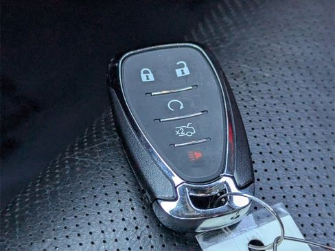 Used 2021 Chevrolet Camaro LT w/ Redline Edition image 23