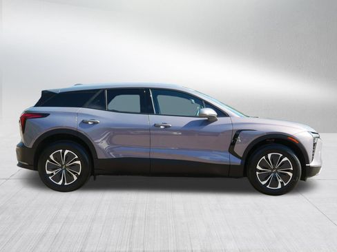 Used 2024 Chevrolet Blazer EV LT AWD/4WD image 8