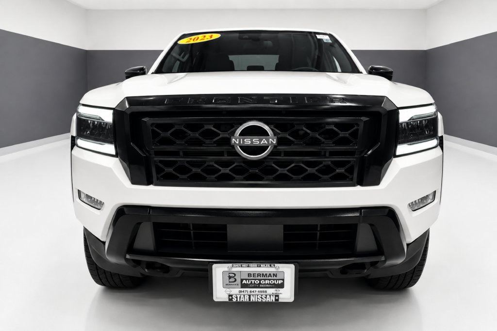Used 2023 Nissan Frontier SV w/ Midnight Edition Package AWD/4WD image 6