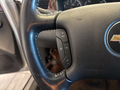 Used 2011 Chevrolet Impala LT image 26