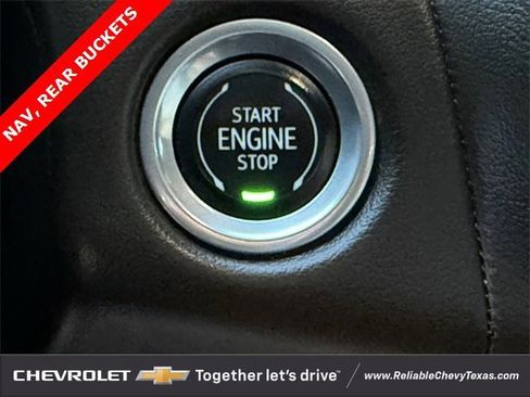 Used 2023 GMC Yukon XL SLT image 22