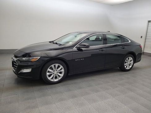 Used 2022 Chevrolet Malibu LT FWD image 2