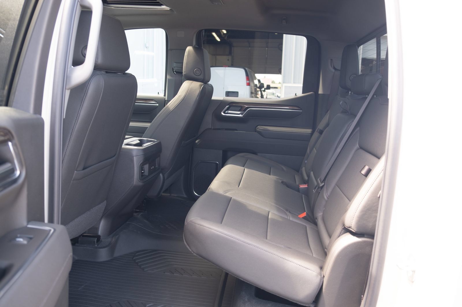 New 2026 Chevrolet Silverado 1500 RST w/ Convenience Package II AWD/4WD image 17