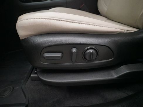 Used 2023 Chevrolet Traverse LT w/ LPO, Floor Liner Package AWD/4WD image 29