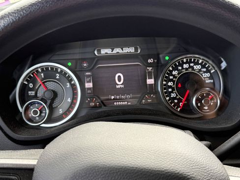 Used 2022 RAM 2500 Tradesman AWD/4WD image 18