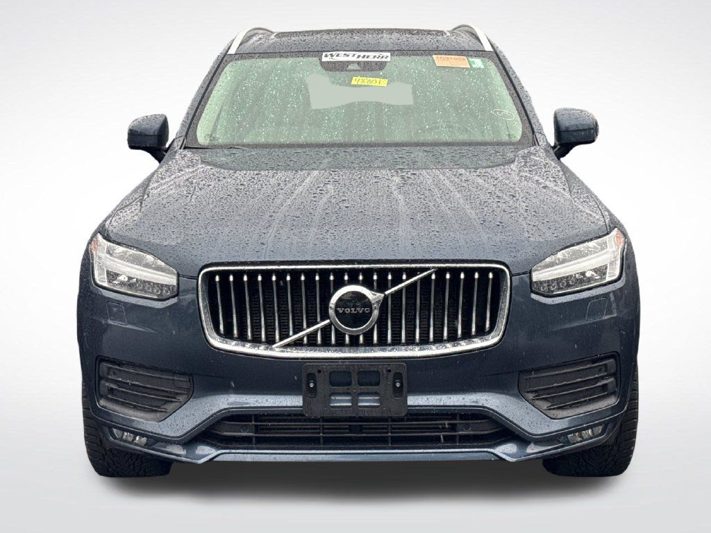 Used 2021 Volvo XC90 T6 Momentum AWD/4WD image 3