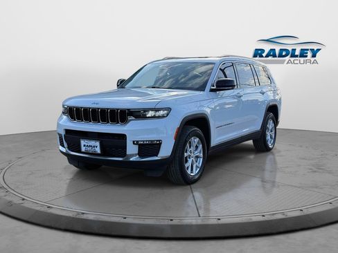 Used 2023 Jeep Grand Cherokee L Limited AWD/4WD image 4