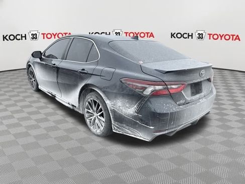 Used 2021 Toyota Camry SE w/ Convenience Package image 6