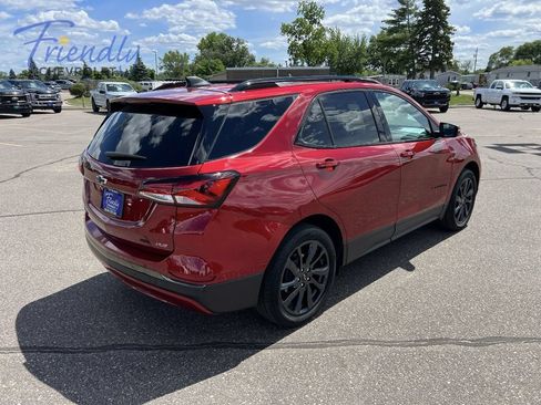 Certified 2023 Chevrolet Equinox RS w/ RS Leather Package AWD/4WD image 6