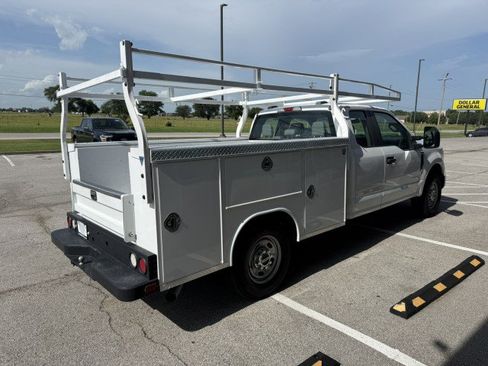 Used 2021 Ford F250 XL w/ STX Appearance Package RWD image 2