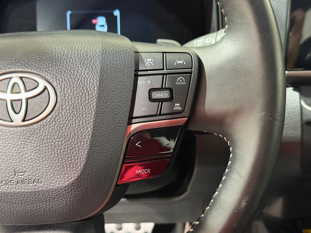 Used 2025 Toyota Camry SE w/ Convenience Package AWD/4WD image 23