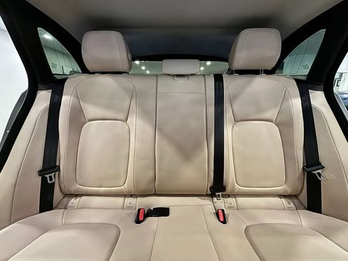 Used 2018 Jaguar F-PACE Premium AWD/4WD image 23