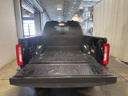 Used 2025 Ford F250 XLT image 34
