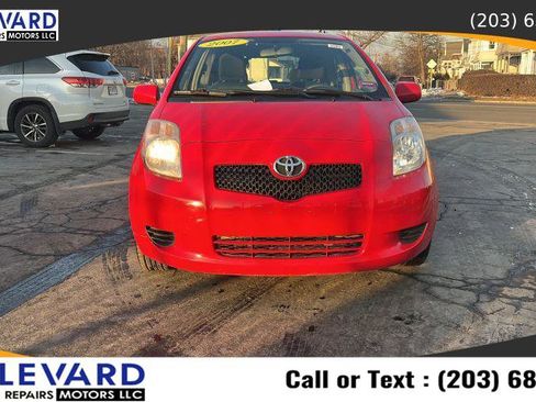 Used 2007 Toyota Yaris 2-Door Hatchback image 1