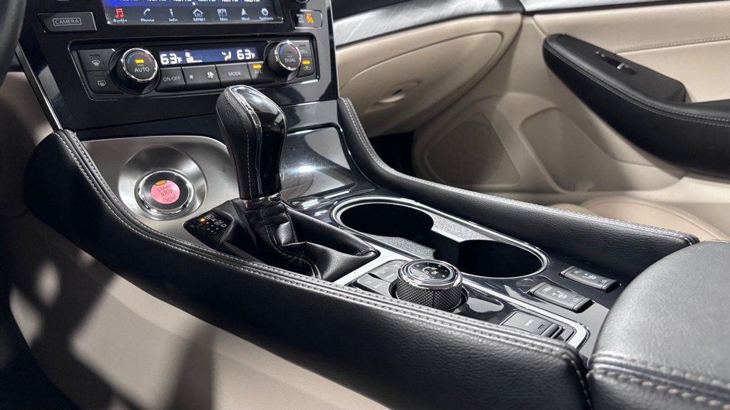 Used 2018 Nissan Maxima 3.5 SV FWD image 15