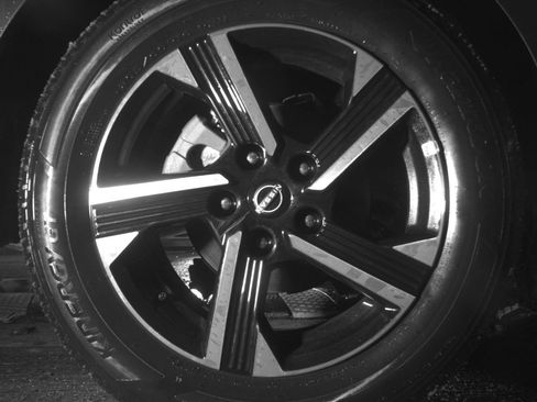 Used 2025 Nissan Sentra SV FWD image 15