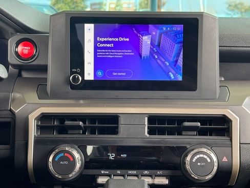 Used 2024 Toyota Tacoma 4x4 Double Cab image 15