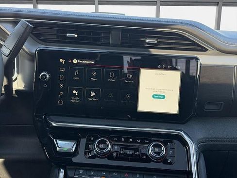 New 2026 GMC Sierra 2500 Denali w/ Denali Reserve Package image 23