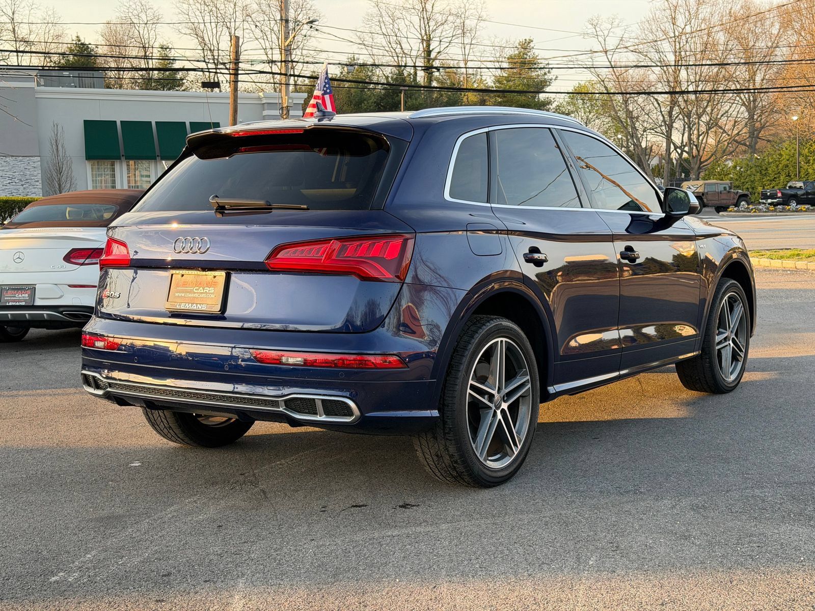 Used 2018 Audi SQ5 Premium Plus w/ Navigation Package AWD/4WD image 5