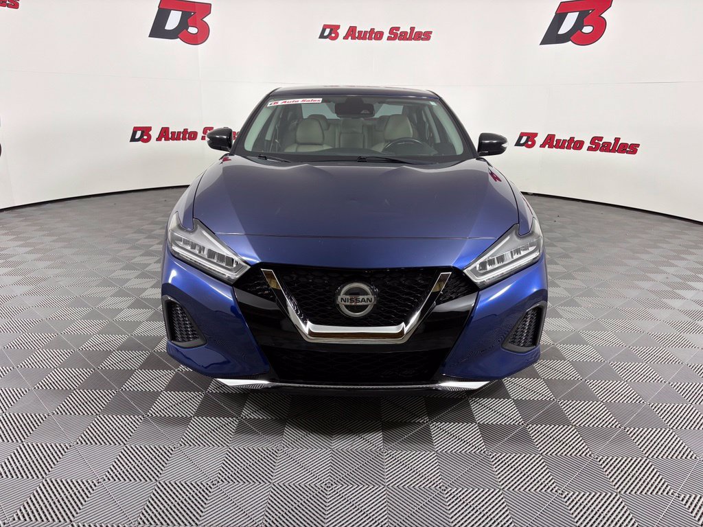 Used 2022 Nissan Maxima SV w/ Floor Mat Group FWD image 9