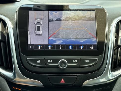 Used 2020 Chevrolet Equinox Premier FWD image 18