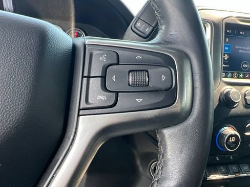 Used 2019 Chevrolet Silverado 1500 LT Trail Boss AWD/4WD image 14