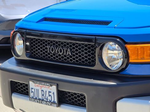 Used 2007 Toyota FJ Cruiser 4WD image 8