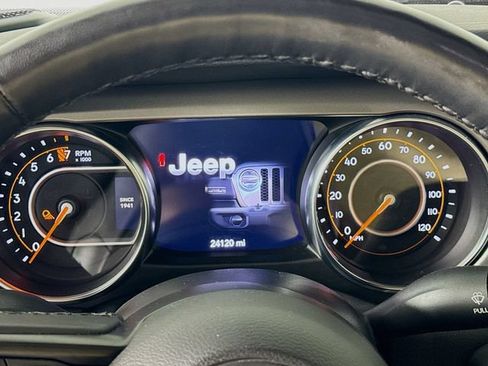 Used 2022 Jeep Gladiator Sport AWD/4WD image 16