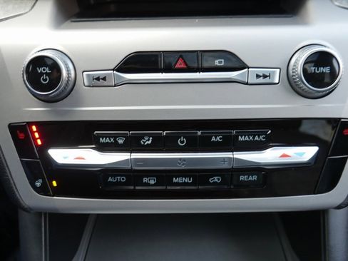 Used 2022 Ford Explorer Timberline w/ Timberline Technology Package image 18