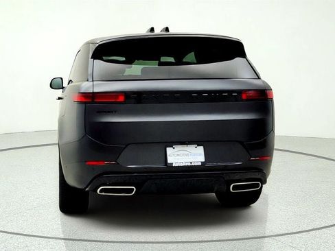 Used 2025 Land Rover Range Rover Sport Dynamic SE AWD/4WD image 6