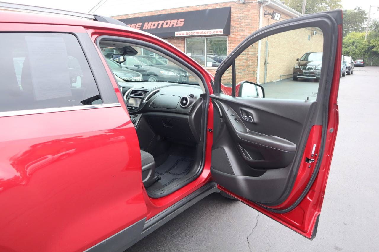 Used 2015 Chevrolet Trax LT AWD/4WD image 10
