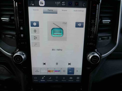 Certified 2025 RAM 3500 Big Horn image 33