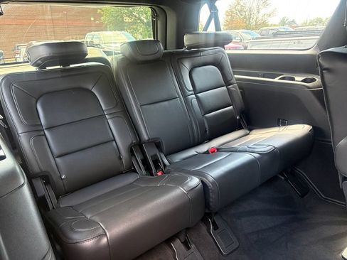 Used 2018 Lincoln Navigator L Reserve w/ Technology Package AWD/4WD image 20