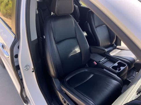 Used 2023 Honda Odyssey Touring image 12