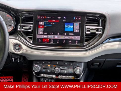 Certified 2023 Dodge Durango Citadel RWD image 17