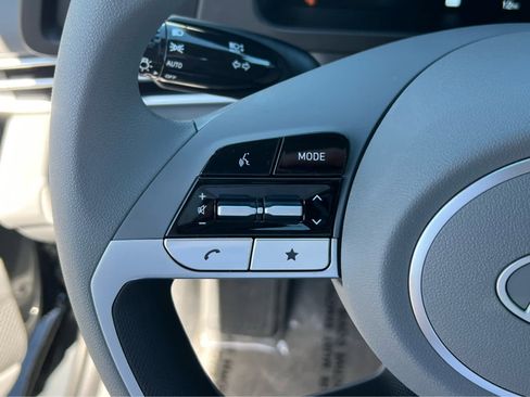 New 2026 Hyundai Elantra Hybrid FWD image 31