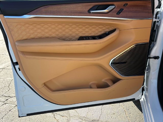 New 2027 Jeep Grand Cherokee Summit AWD/4WD image 21
