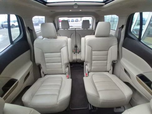 Used 2017 GMC Acadia Denali w/ Technology Package image 24