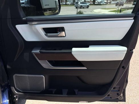 Used 2022 Toyota Tundra Capstone AWD/4WD image 14