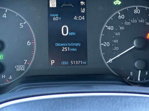 Used 2023 Toyota Corolla SE image 27