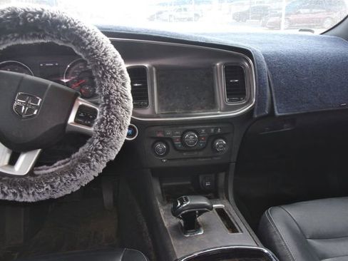 Used 2013 Dodge Charger SXT Plus image 9