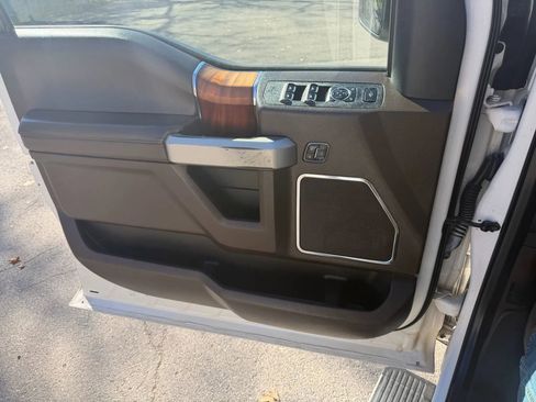 Used 2017 Ford F350 King Ranch w/ King Ranch Ultimate Package image 17