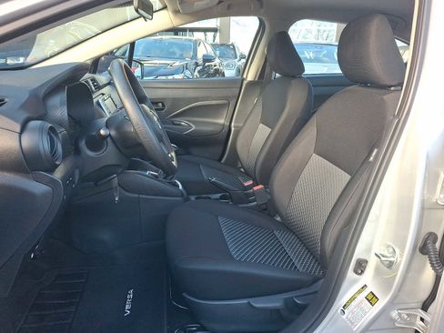 Used 2023 Nissan Versa S image 11