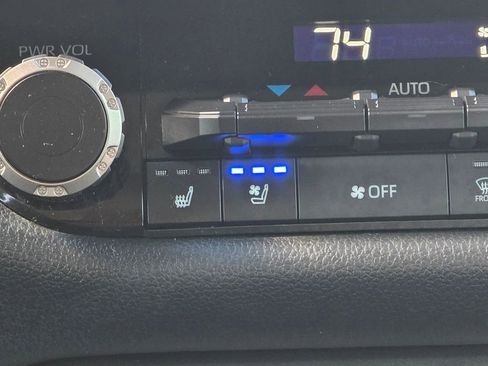 Used 2024 Toyota Tundra Limited w/ TRD Off-Road Package image 16