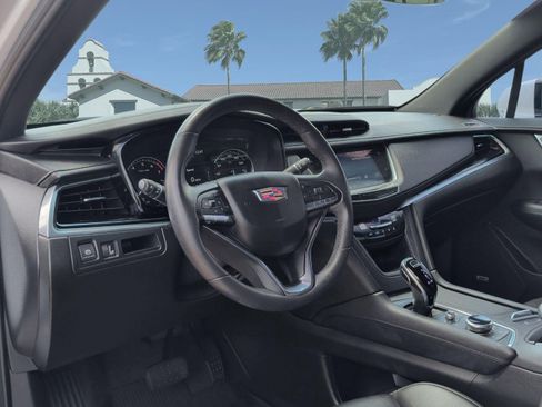 Used 2023 Cadillac XT6 Luxury w/ LPO, Floor Liner Package image 12